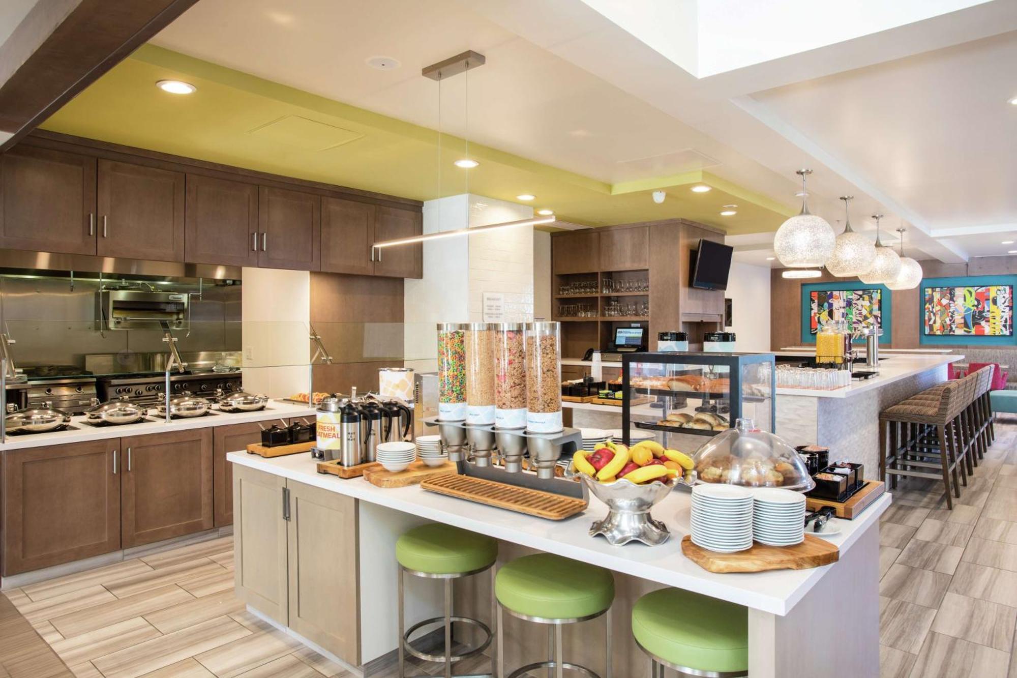Hilton Garden Inn Las Vegas City Center Экстерьер фото