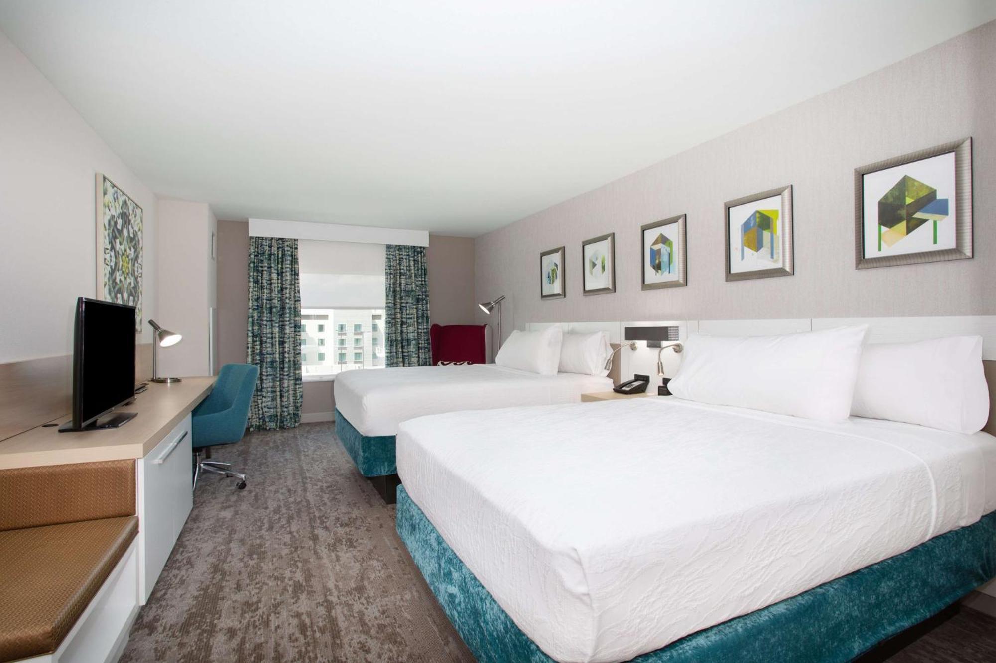 Hilton Garden Inn Las Vegas City Center Экстерьер фото